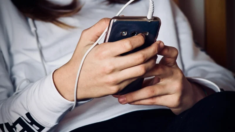 Tanie smartfony: ranking najlepszych modeli do 800 zł